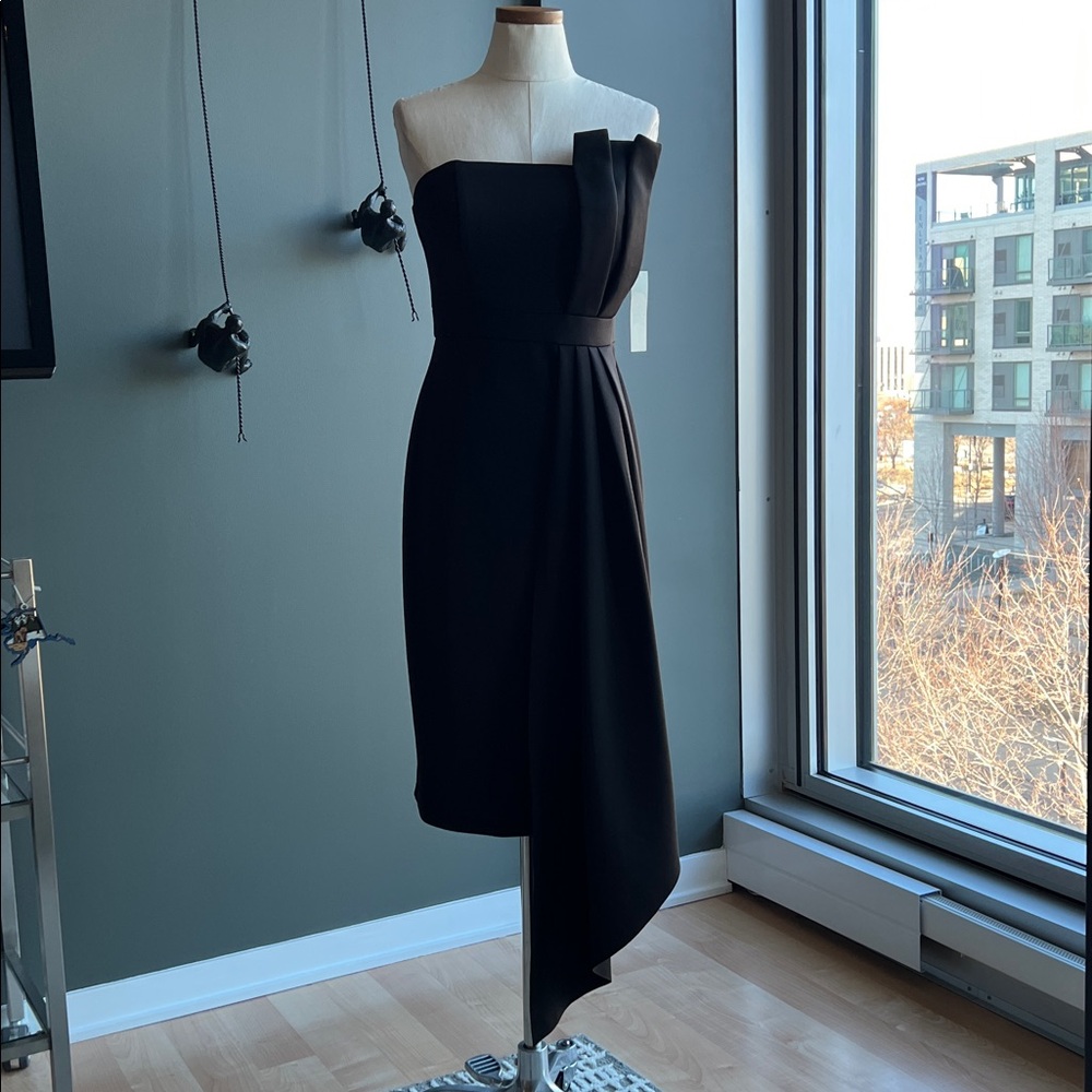 New Eliza J Strapless Scuba Crepe Cocktail Dress in Black Size 6 - Picture 2 of 8